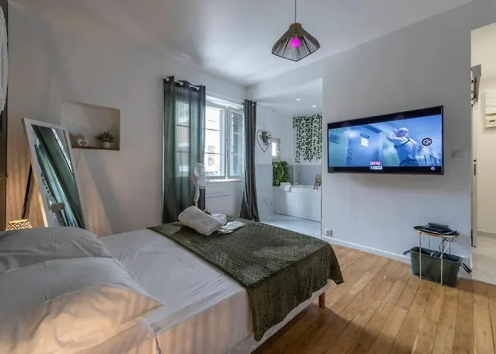 Romantique Balneo Apartment *