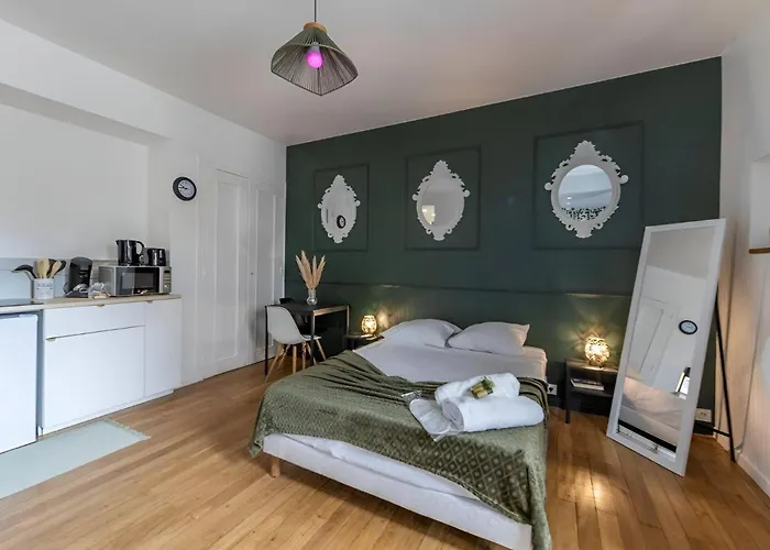 Romantique Balneo * Гренобль